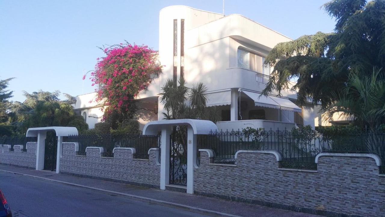 Villa Mary - Oroblu Trani Ngoại thất bức ảnh